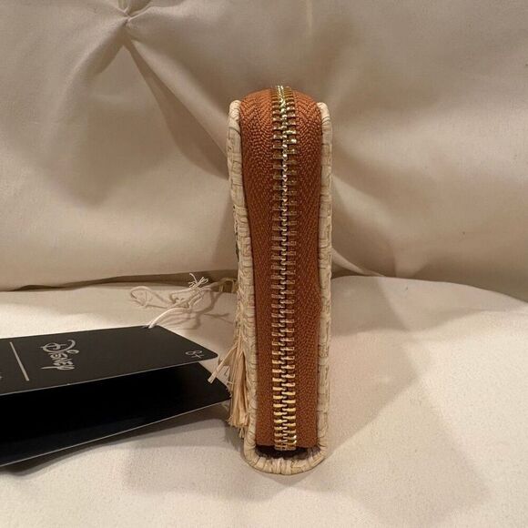 Loungefly X Disney Lilo & Stitch Hula Floral Small Zip Wallet NWT 🌴 - Picture 3 of 8